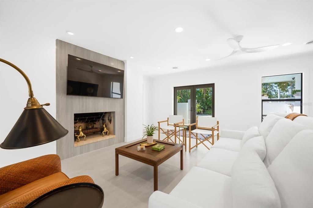 For Sale: $4,500,000 (4 beds, 4 baths, 3500 Square Feet)