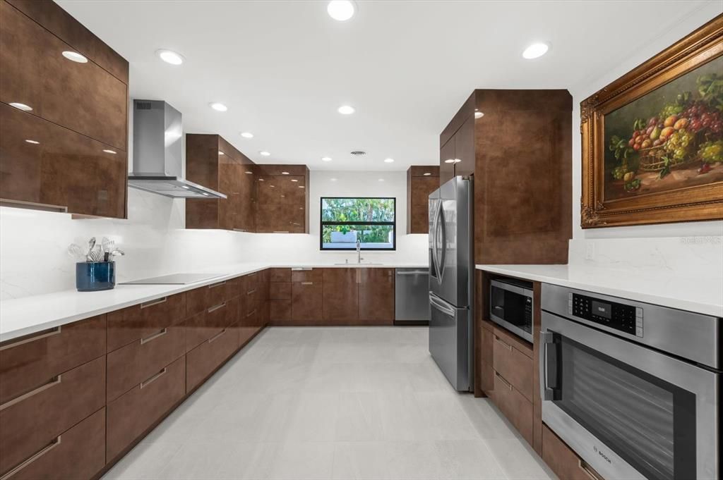 For Sale: $4,500,000 (4 beds, 4 baths, 3500 Square Feet)