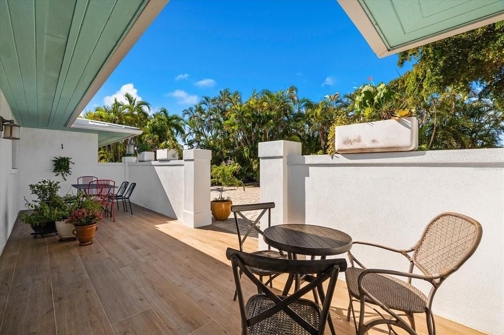 For Sale: $4,500,000 (4 beds, 4 baths, 3500 Square Feet)