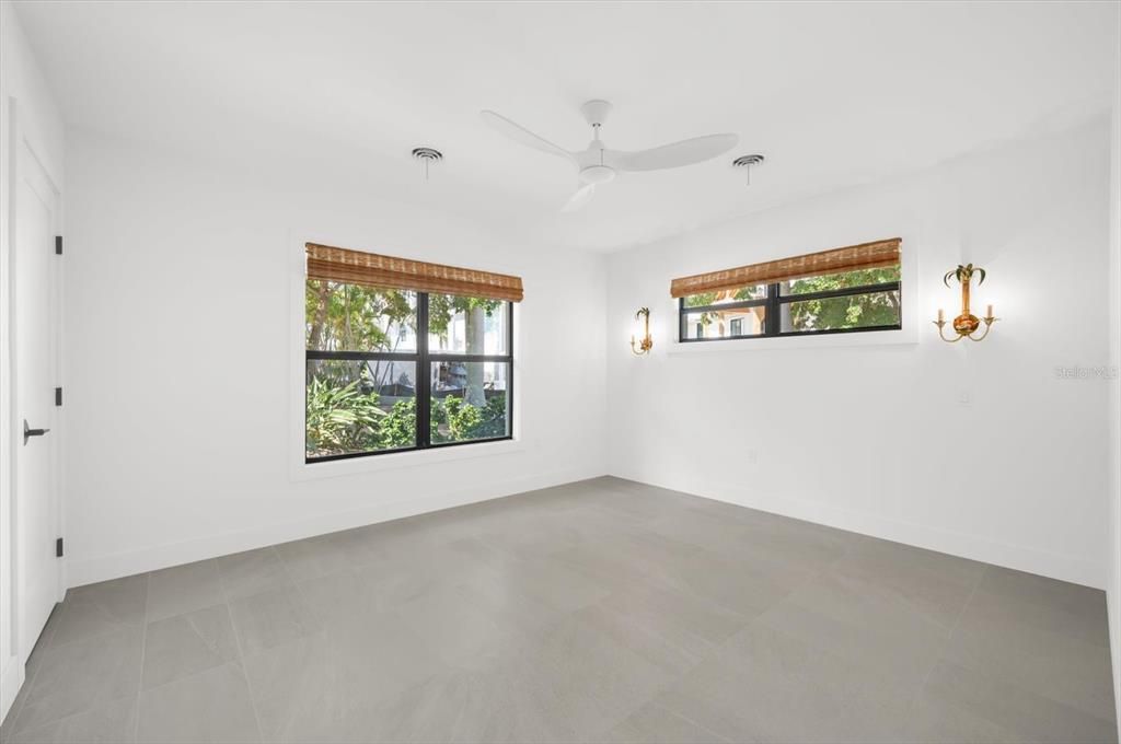 For Sale: $4,500,000 (4 beds, 4 baths, 3500 Square Feet)