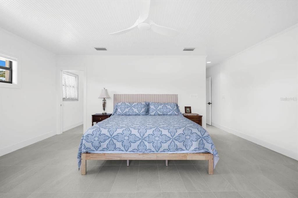 For Sale: $4,500,000 (4 beds, 4 baths, 3500 Square Feet)