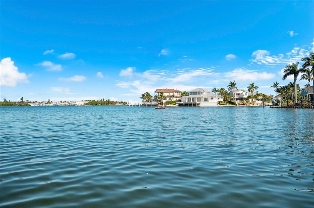 For Sale: $4,500,000 (4 beds, 4 baths, 3500 Square Feet)