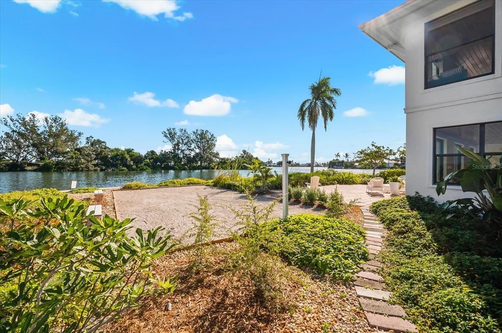 For Sale: $4,500,000 (4 beds, 4 baths, 3500 Square Feet)