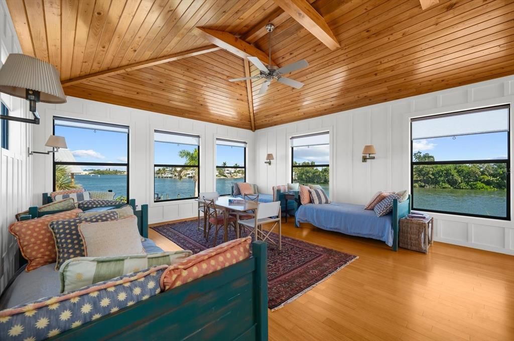 For Sale: $4,500,000 (4 beds, 4 baths, 3500 Square Feet)