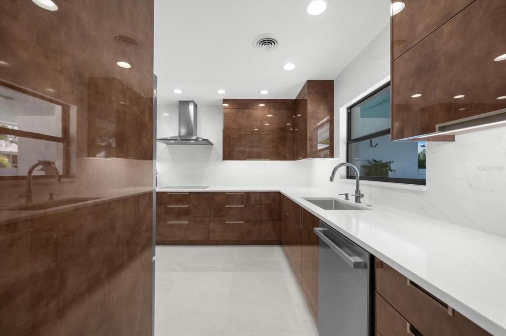 For Sale: $4,500,000 (4 beds, 4 baths, 3500 Square Feet)