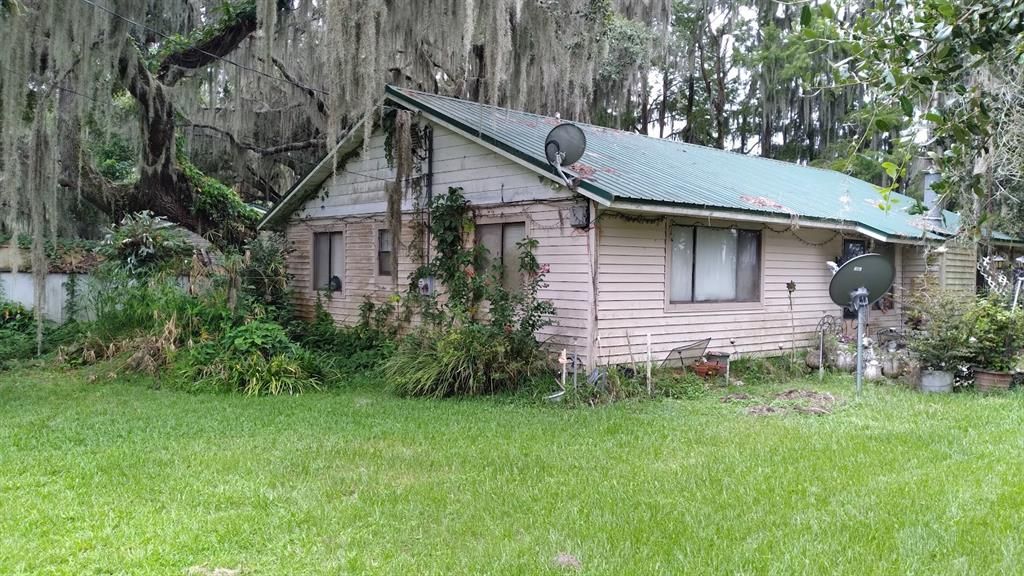 На продажу: $219,900 (3 спален, 2 ванн, 1748 Квадратных фут)