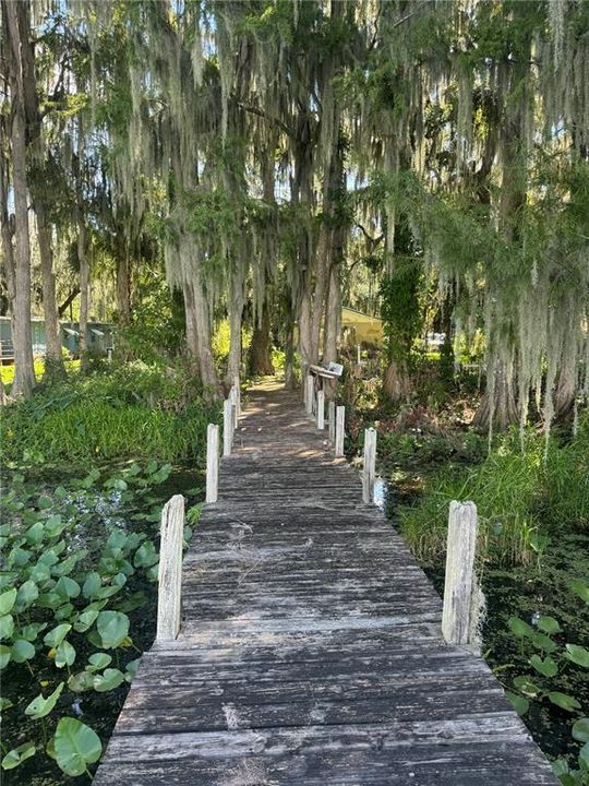 На продажу: $219,900 (3 спален, 2 ванн, 1748 Квадратных фут)