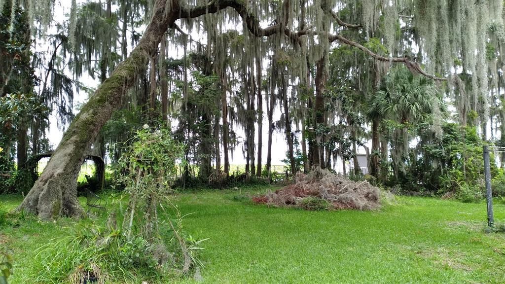 На продажу: $219,900 (3 спален, 2 ванн, 1748 Квадратных фут)