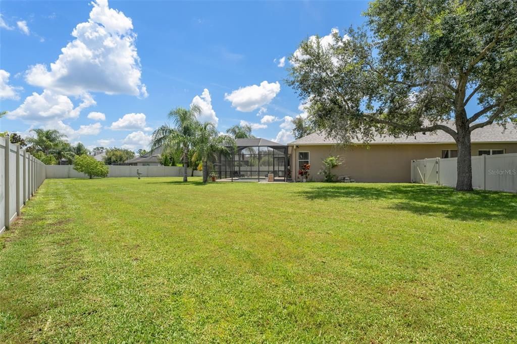 Active With Contract: $654,300 (4 beds, 3 baths, 2665 Square Feet)
