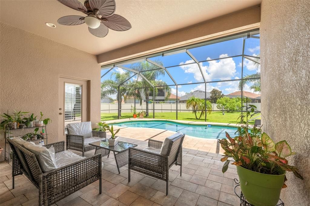 Active With Contract: $654,300 (4 beds, 3 baths, 2665 Square Feet)