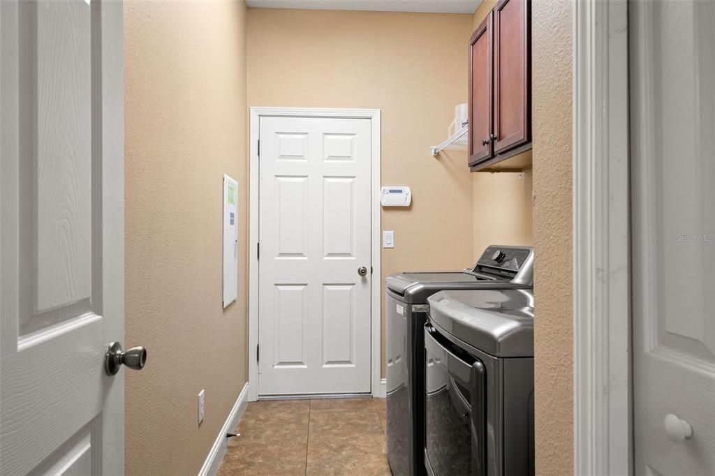 Active With Contract: $654,300 (4 beds, 3 baths, 2665 Square Feet)