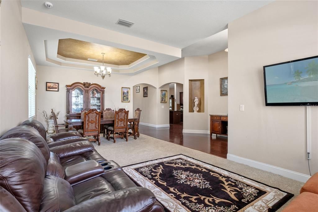 Active With Contract: $654,300 (4 beds, 3 baths, 2665 Square Feet)