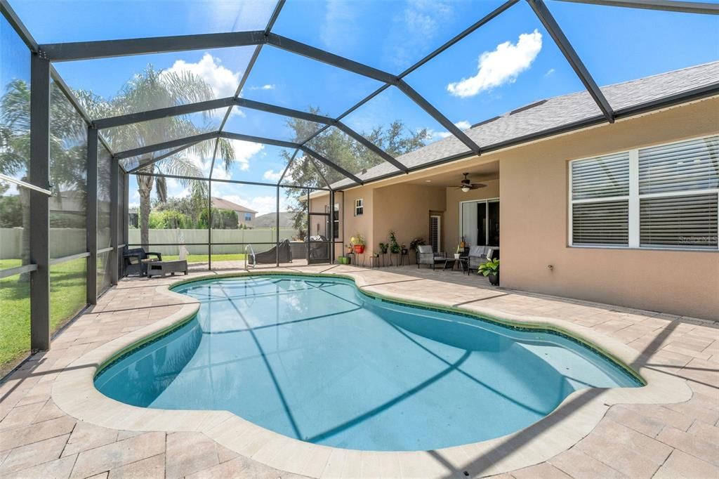 Active With Contract: $654,300 (4 beds, 3 baths, 2665 Square Feet)