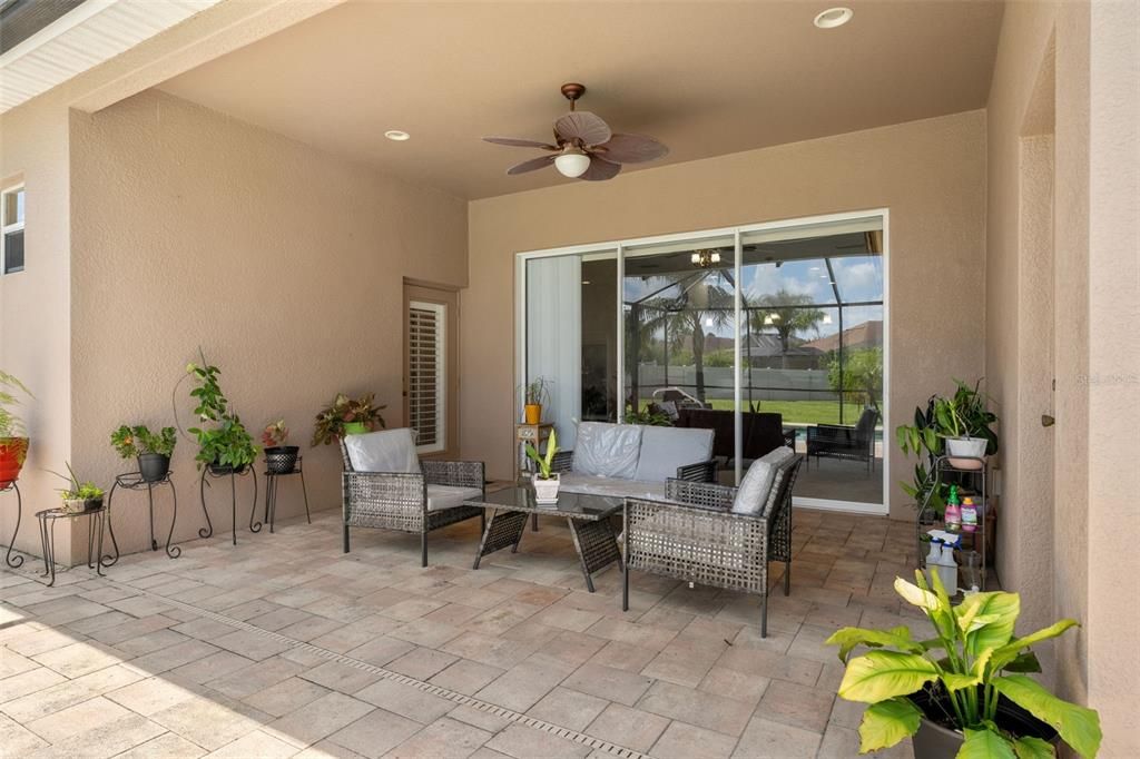 Active With Contract: $654,300 (4 beds, 3 baths, 2665 Square Feet)