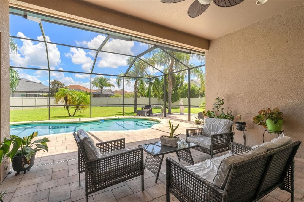 Active With Contract: $654,300 (4 beds, 3 baths, 2665 Square Feet)