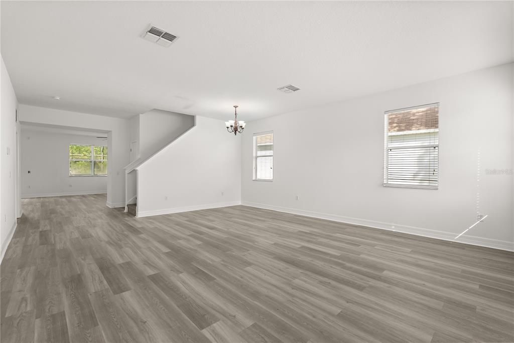 For Rent: $3,250 (5 beds, 4 baths, 3460 Square Feet)