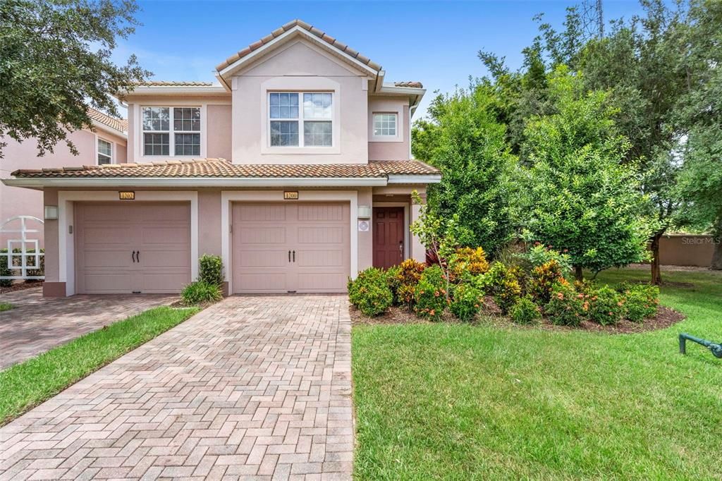 Под контрактом: $229,000 (2 спален, 2 ванн, 1826 Квадратных фут)