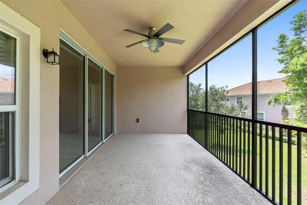 Под контрактом: $229,000 (2 спален, 2 ванн, 1826 Квадратных фут)