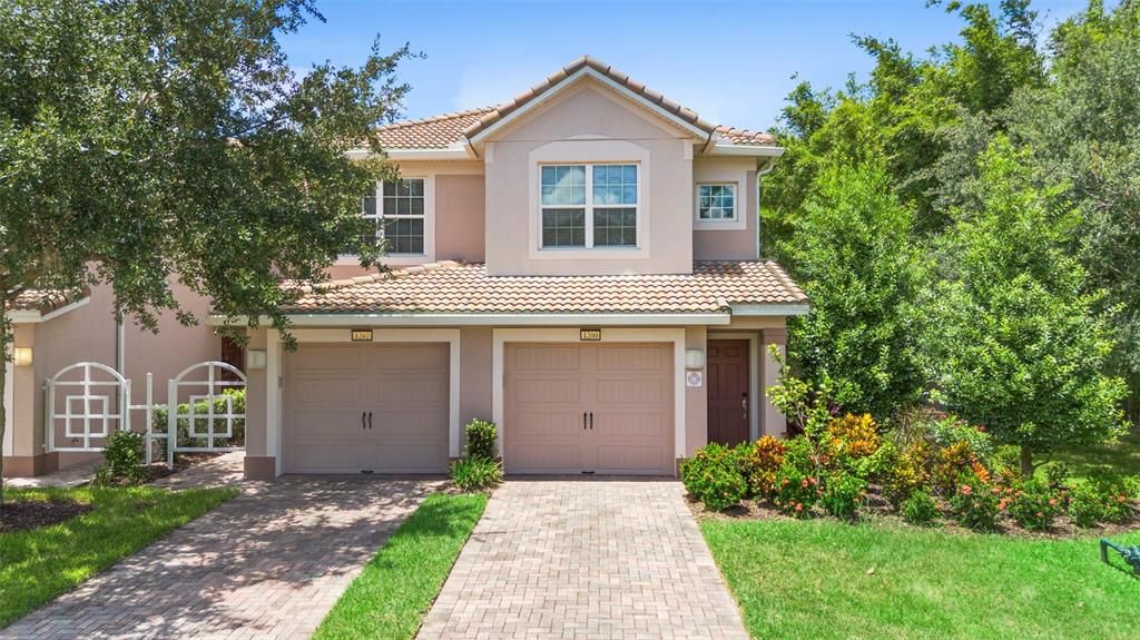 Под контрактом: $229,000 (2 спален, 2 ванн, 1826 Квадратных фут)