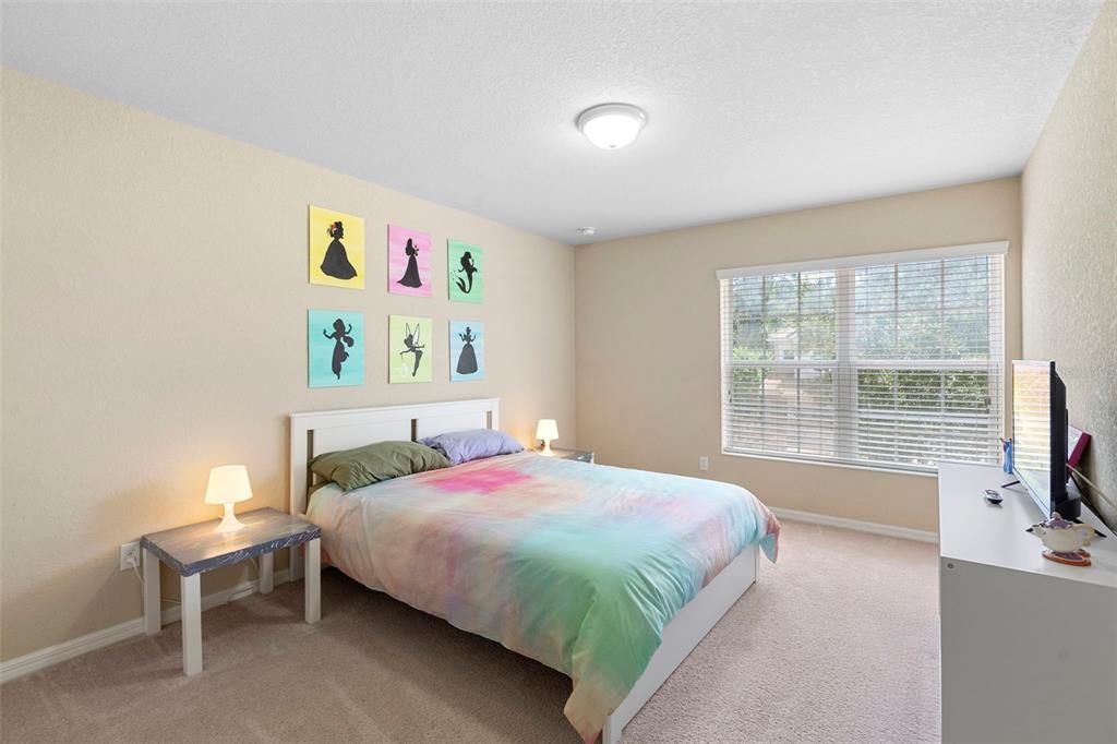 Под контрактом: $229,000 (2 спален, 2 ванн, 1826 Квадратных фут)