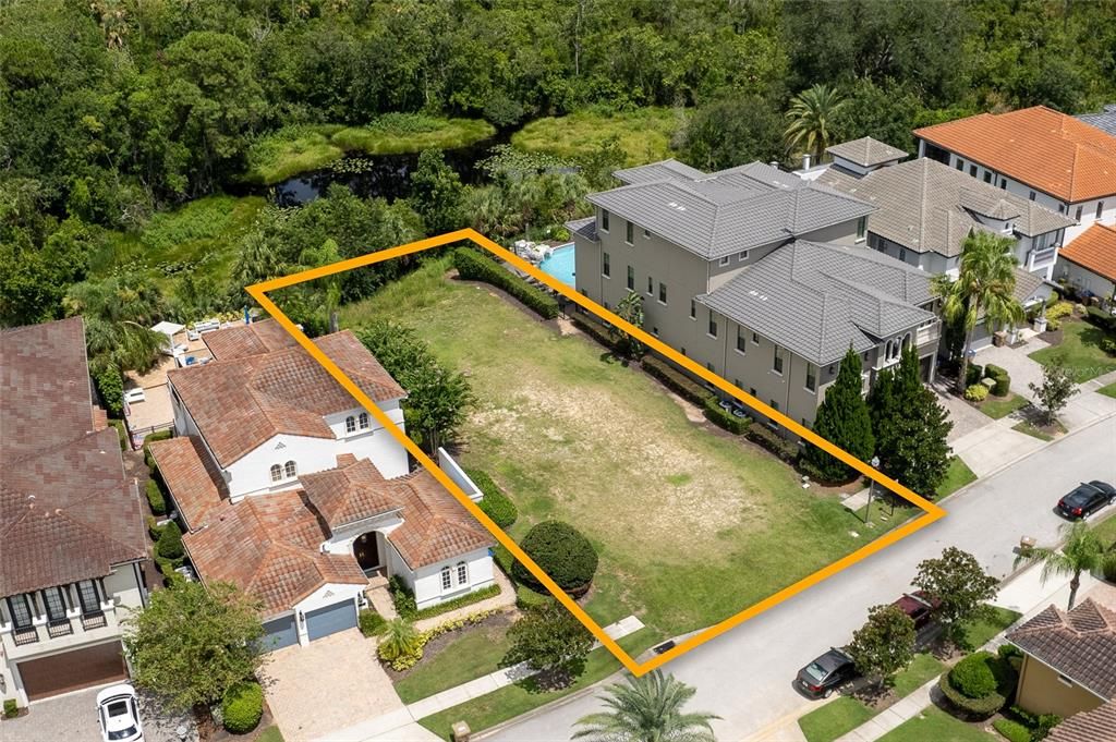 待售: $599,000 (0.20 acres)