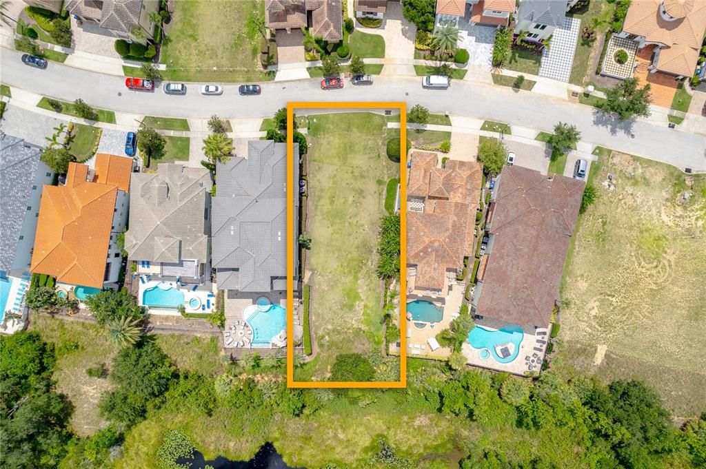 待售: $599,000 (0.20 acres)