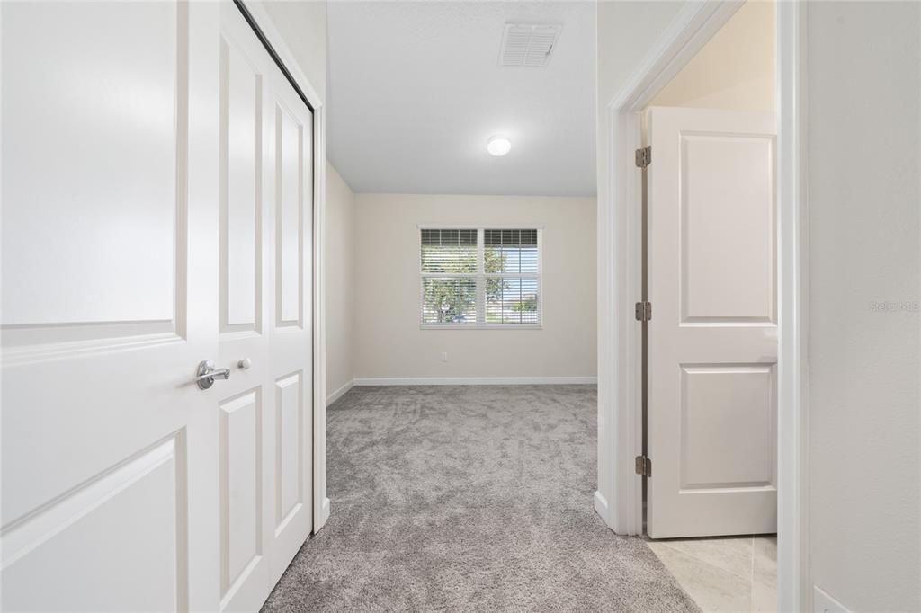 En Venta: $495,000 (4 camas, 3 baños, 2398 Pies cuadrados)