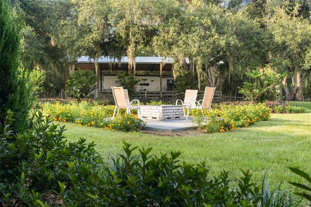 For Sale: $1,280,000 (3 beds, 2 baths, 2108 Square Feet)