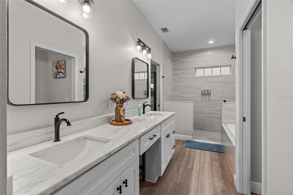 For Sale: $1,280,000 (3 beds, 2 baths, 2108 Square Feet)