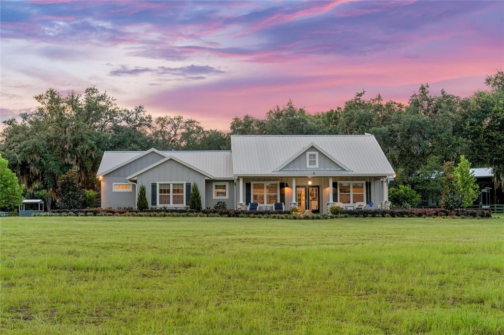 For Sale: $1,280,000 (3 beds, 2 baths, 2108 Square Feet)