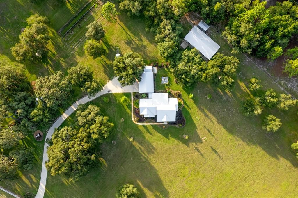 For Sale: $1,280,000 (3 beds, 2 baths, 2108 Square Feet)