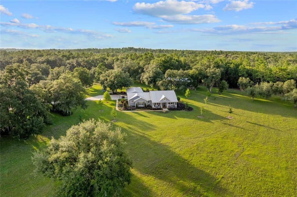 For Sale: $1,280,000 (3 beds, 2 baths, 2108 Square Feet)