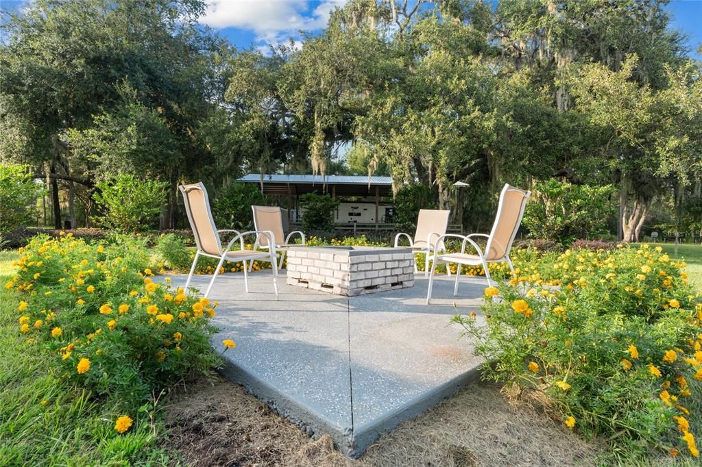 For Sale: $1,280,000 (3 beds, 2 baths, 2108 Square Feet)