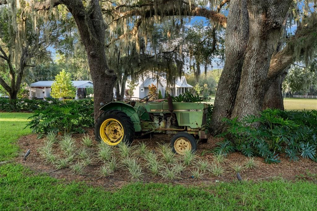 For Sale: $1,280,000 (3 beds, 2 baths, 2108 Square Feet)