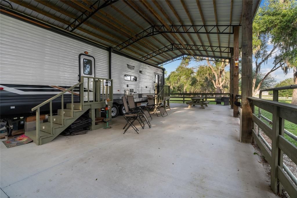 For Sale: $1,280,000 (3 beds, 2 baths, 2108 Square Feet)