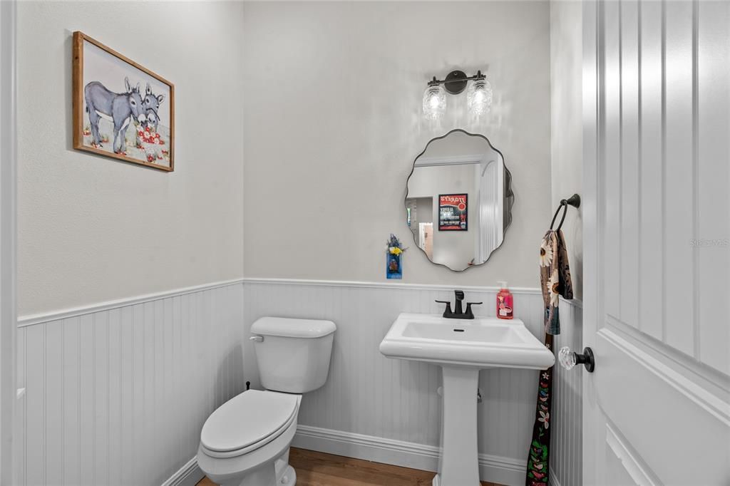 For Sale: $1,280,000 (3 beds, 2 baths, 2108 Square Feet)