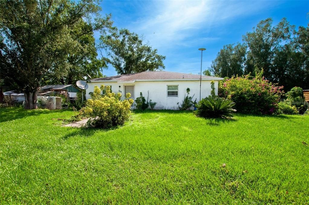 Recently Sold: $350,000 (2 beds, 1 baths, 1008 Square Feet)