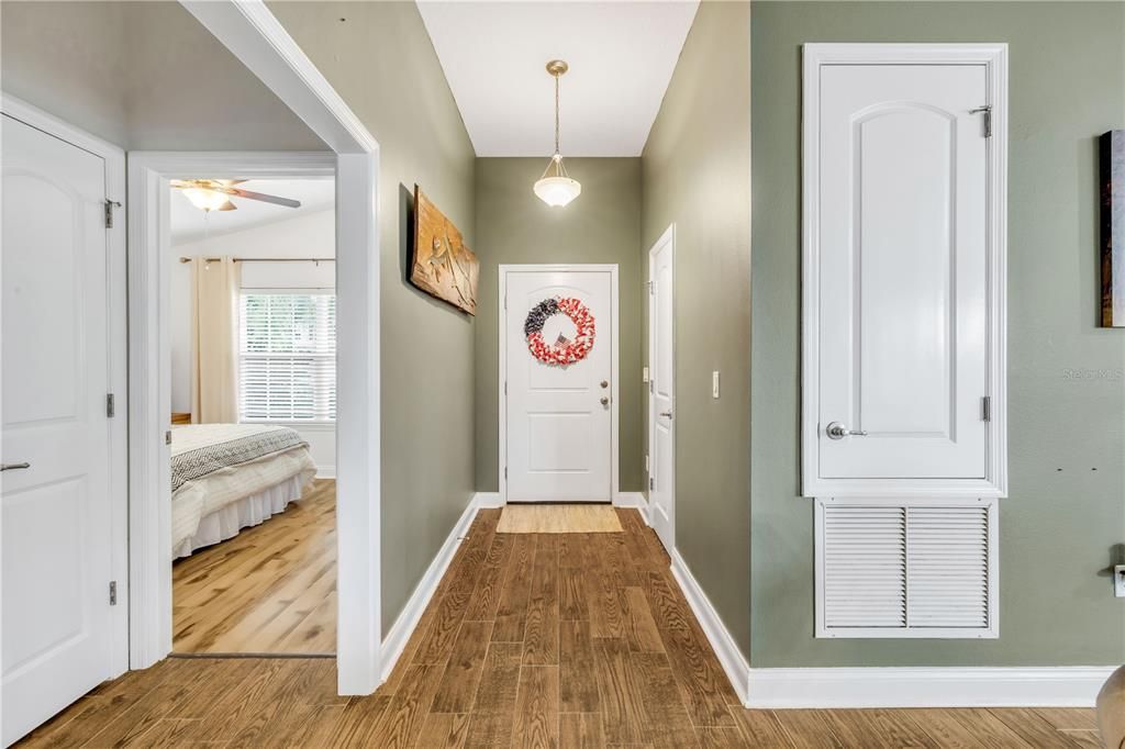 待售: $355,000 (3 贝兹, 2 浴室, 1292 平方英尺)