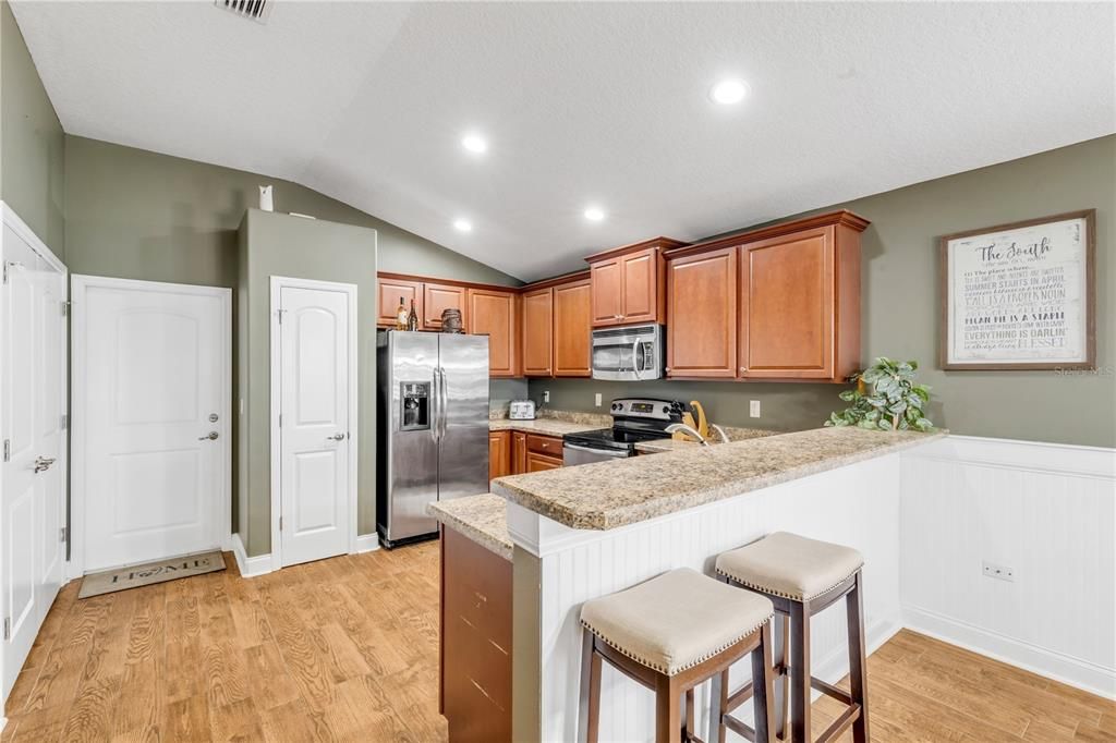 待售: $355,000 (3 贝兹, 2 浴室, 1292 平方英尺)