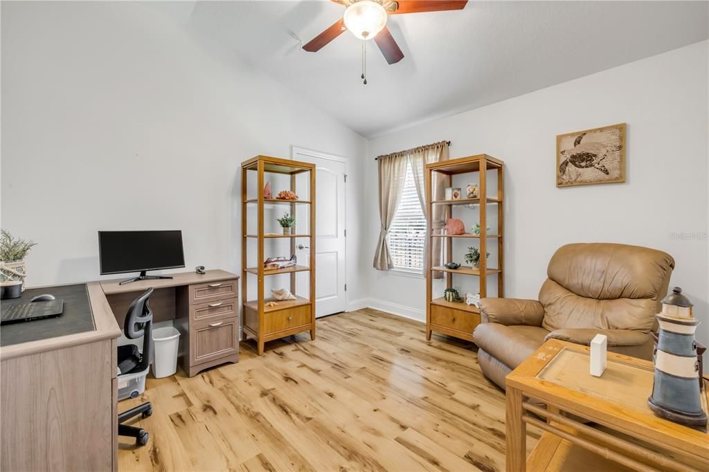 待售: $355,000 (3 贝兹, 2 浴室, 1292 平方英尺)