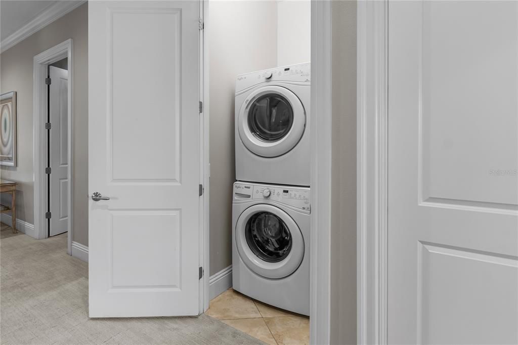 For Sale: $3,175,000 (11 beds, 11 baths, 7901 Square Feet)