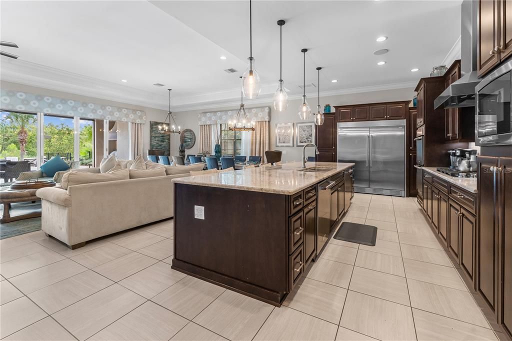 For Sale: $3,175,000 (11 beds, 11 baths, 7901 Square Feet)