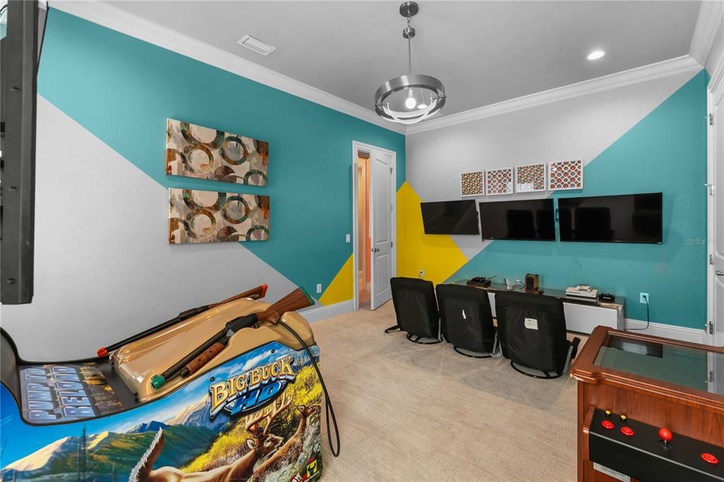 For Sale: $3,175,000 (11 beds, 11 baths, 7901 Square Feet)