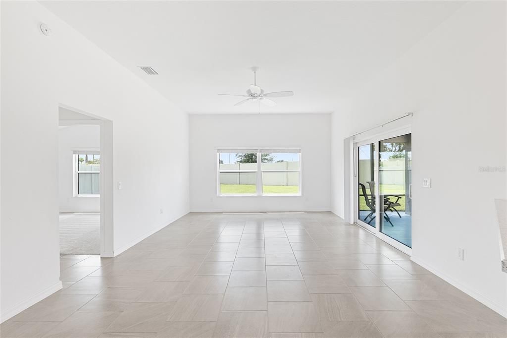 На продажу: $515,000 (3 спален, 2 ванн, 1696 Квадратных фут)