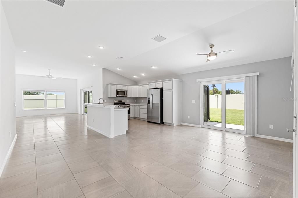 На продажу: $515,000 (3 спален, 2 ванн, 1696 Квадратных фут)