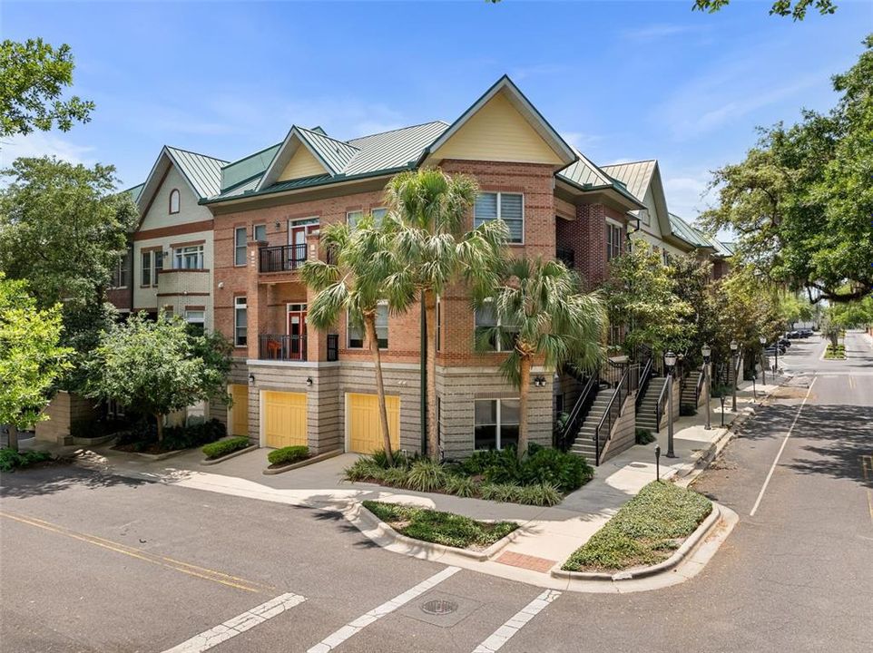 En Venta: $499,000 (3 camas, 2 baños, 2064 Pies cuadrados)