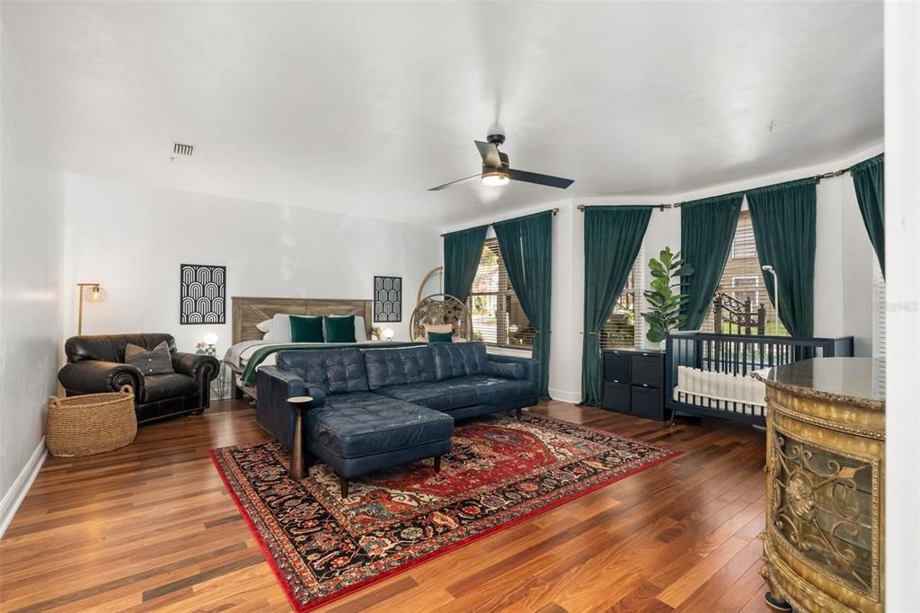 En Venta: $499,000 (3 camas, 2 baños, 2064 Pies cuadrados)