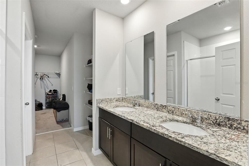 For Sale: $349,990 (4 beds, 2 baths, 2170 Square Feet)