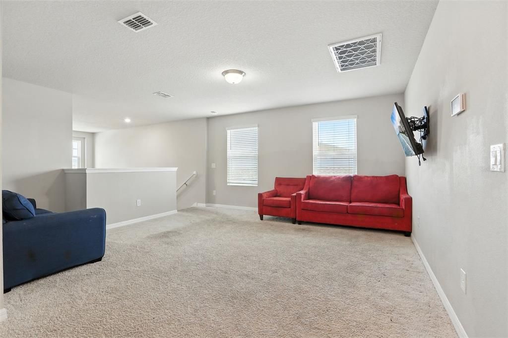 For Sale: $349,990 (4 beds, 2 baths, 2170 Square Feet)