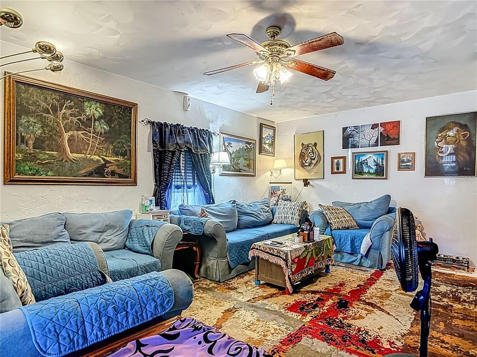 En Venta: $299,900 (3 camas, 1 baños, 1128 Pies cuadrados)